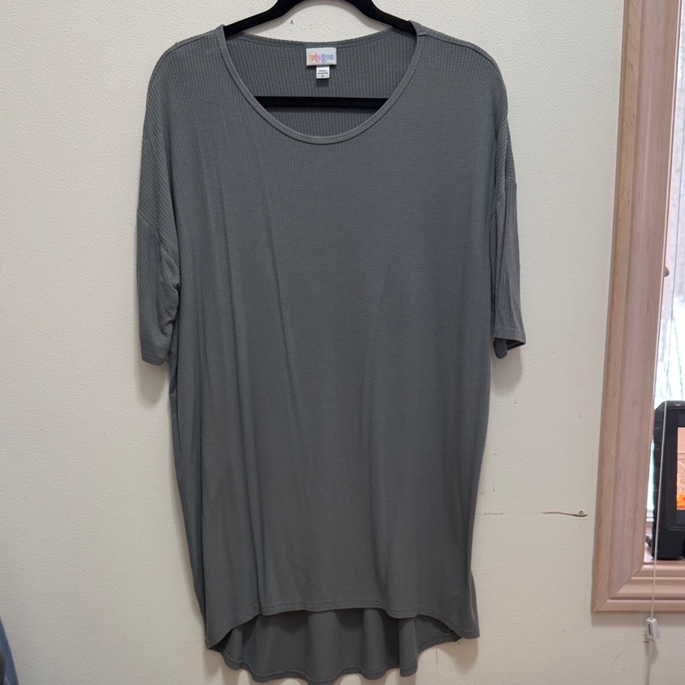 LuLaRoe Charcoal Short Sleeve Top